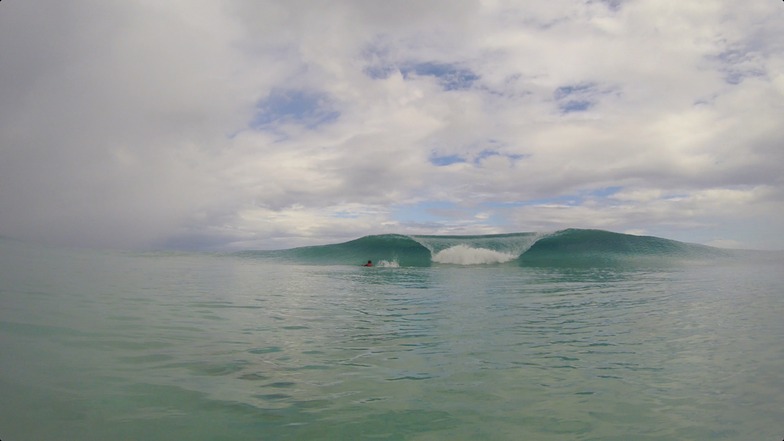 Pyramid Rock surf break