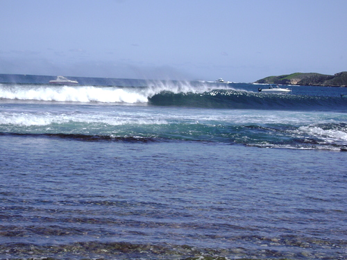 Strickland Bay Surf Forecast and Surf Reports (WA - Rottnest Island ...