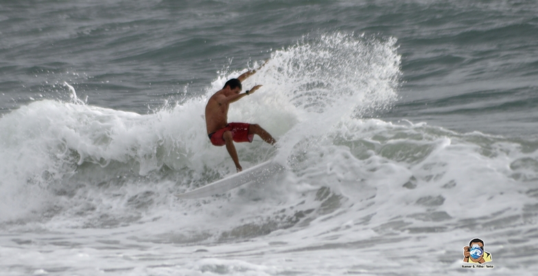 Aracaju surf break