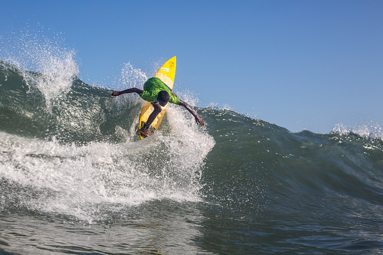 Cartagena - Jetty surf break