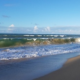 Pumping shorebreak, Paia Bay