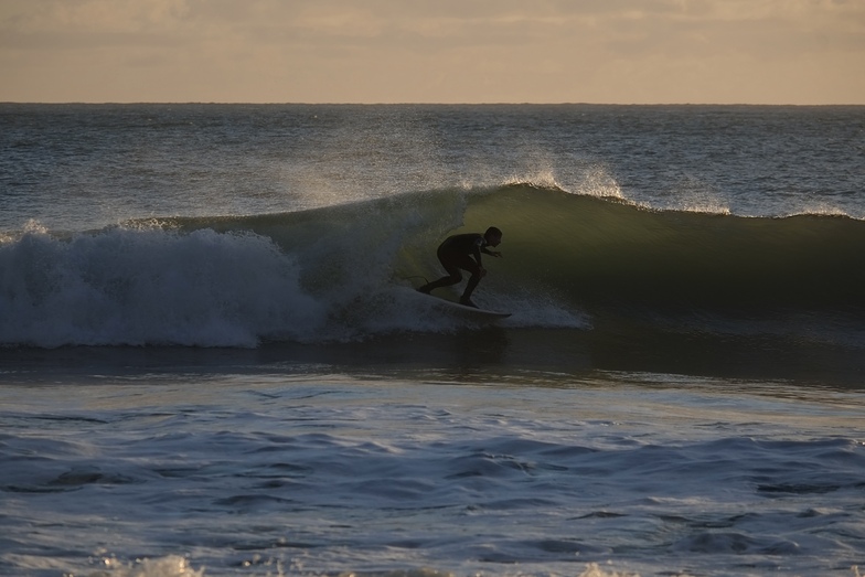 Mewslade Bay surf break