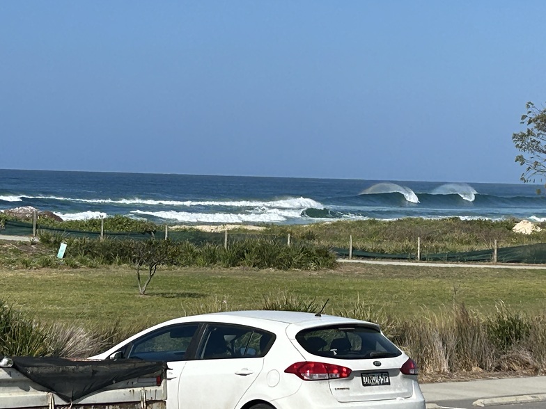 Anna Bay-Morna Point surf break