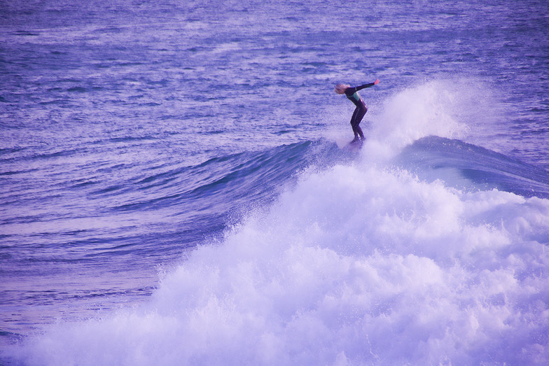 Porthleven surf break