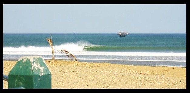 Lobitos surf break